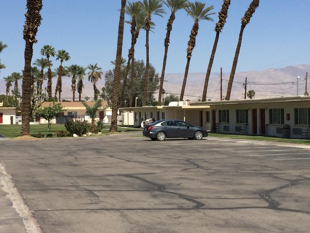 Western Sands Motel Indio Esterno foto