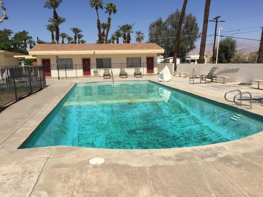 Western Sands Motel Indio Esterno foto