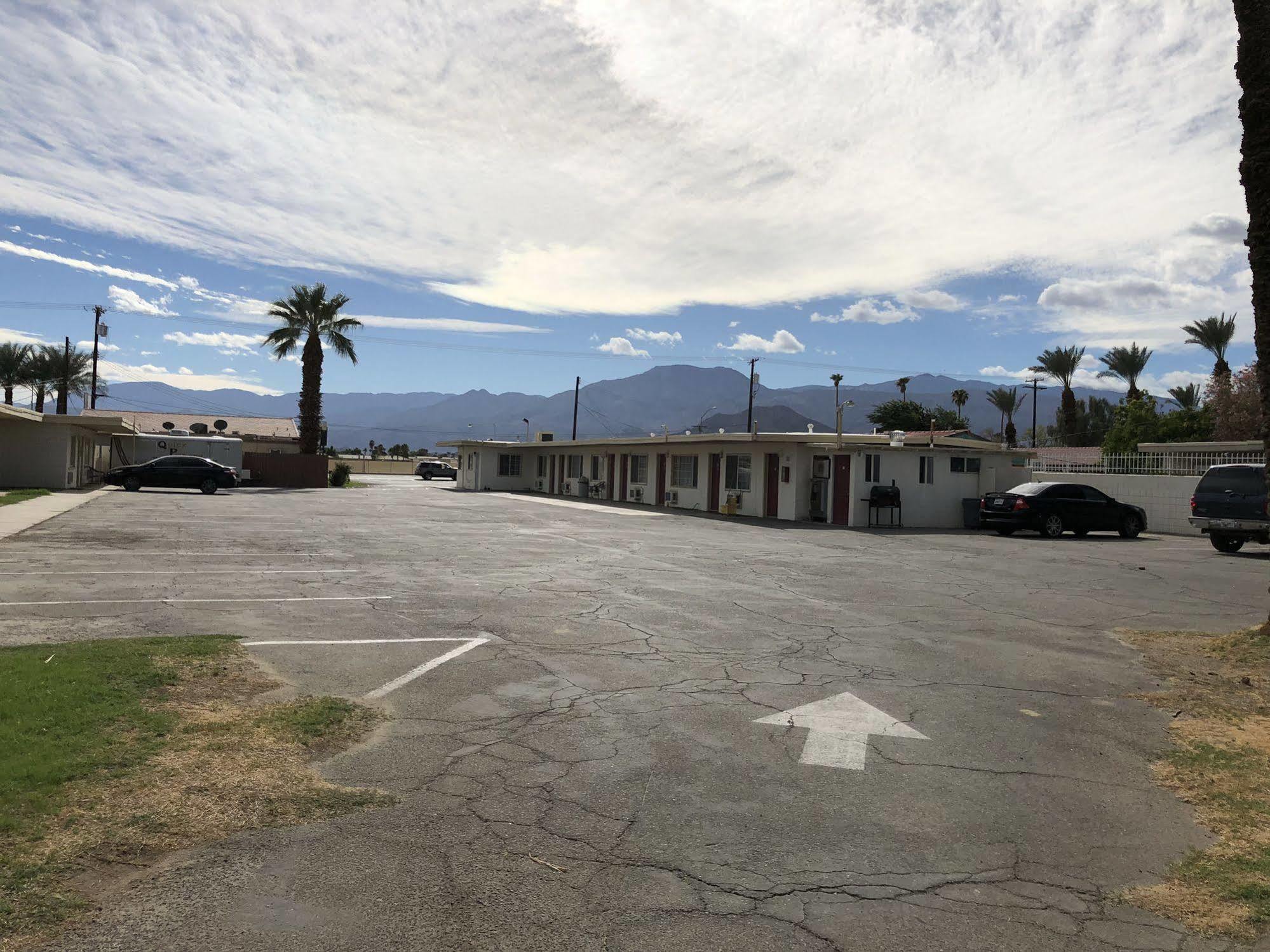 Western Sands Motel Indio Esterno foto