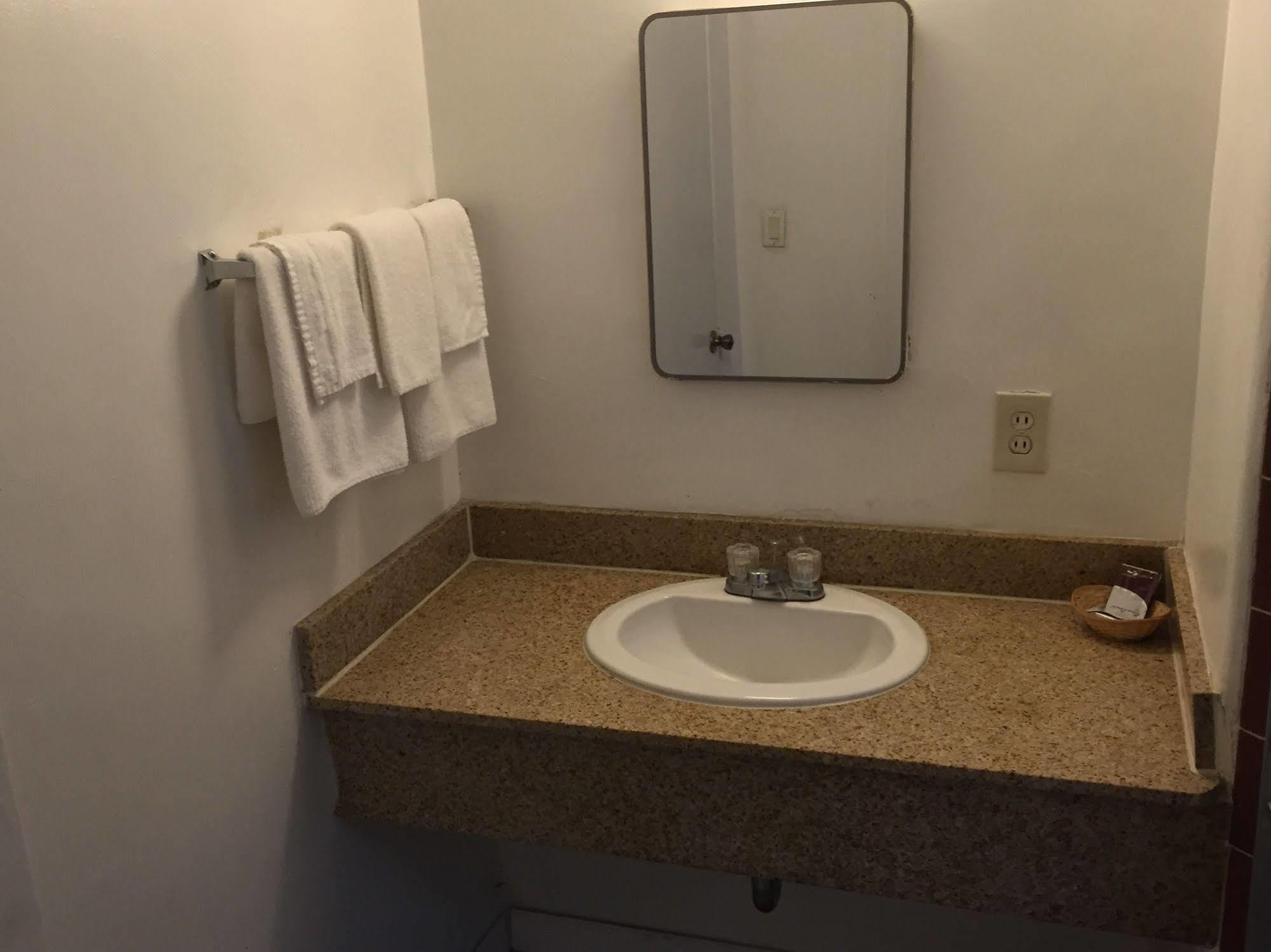 Western Sands Motel Indio Esterno foto