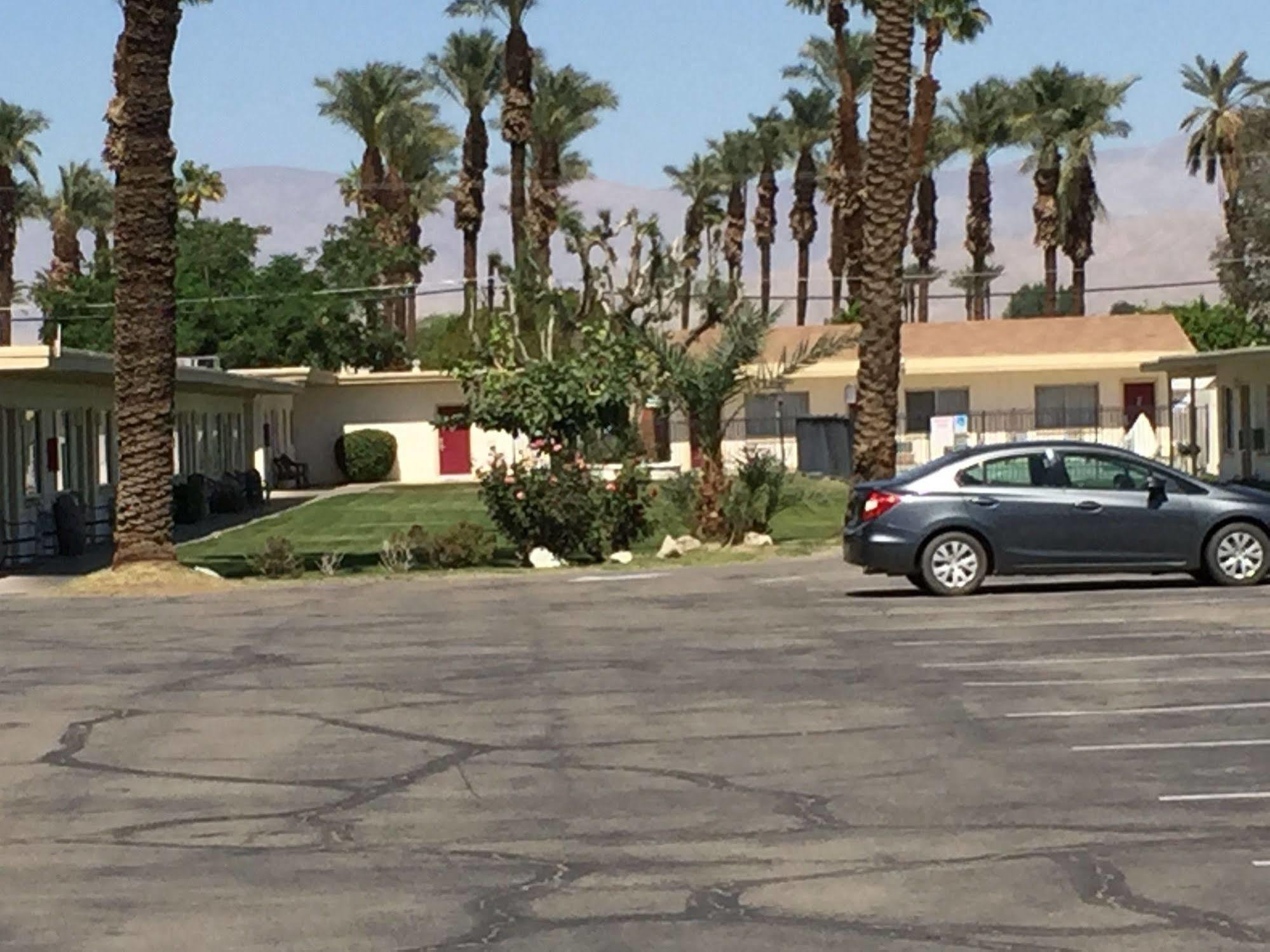 Western Sands Motel Indio Esterno foto